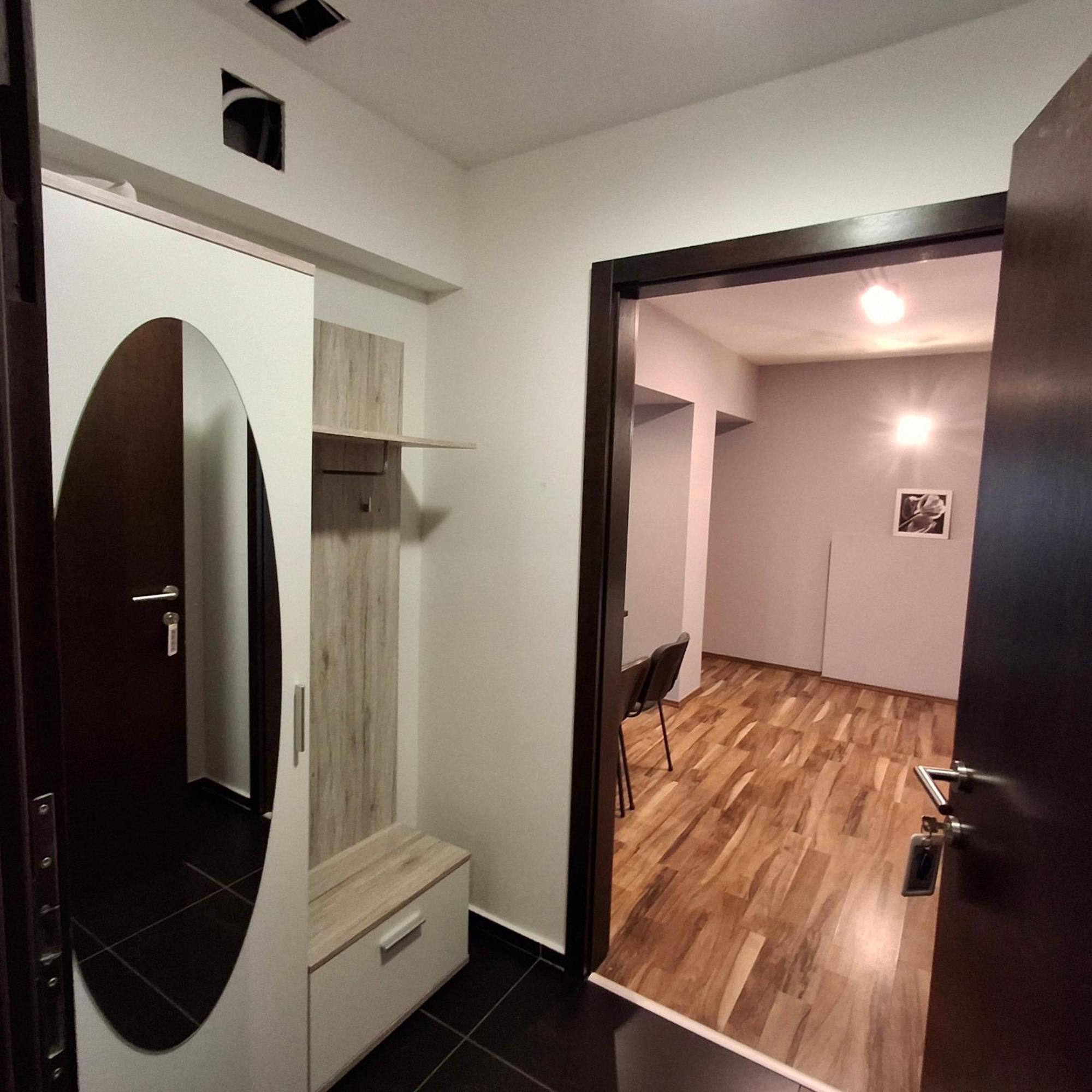 Unicorniselit Apartmanok إغير المظهر الخارجي الصورة
