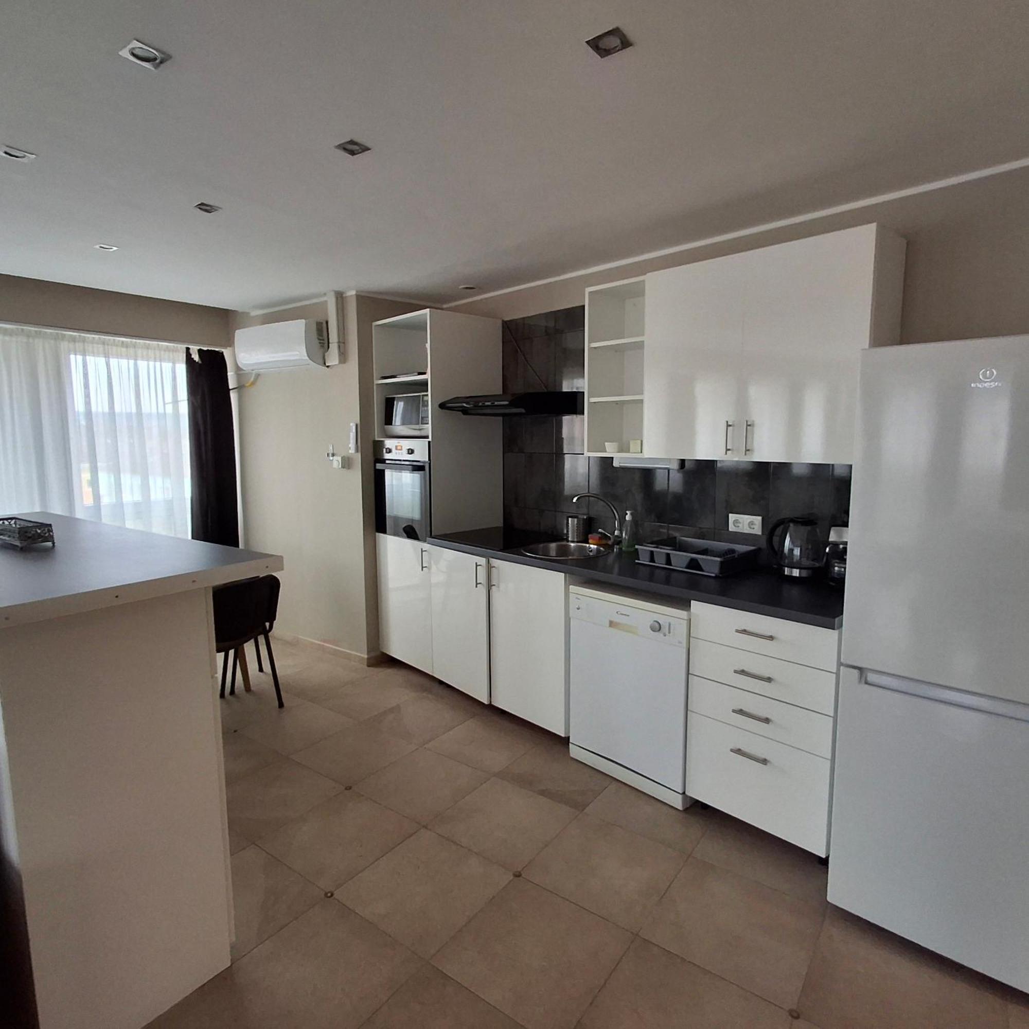 Unicorniselit Apartmanok إغير المظهر الخارجي الصورة